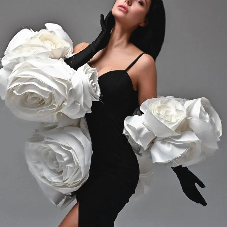 Big Flowers Romantic Wedding Cape