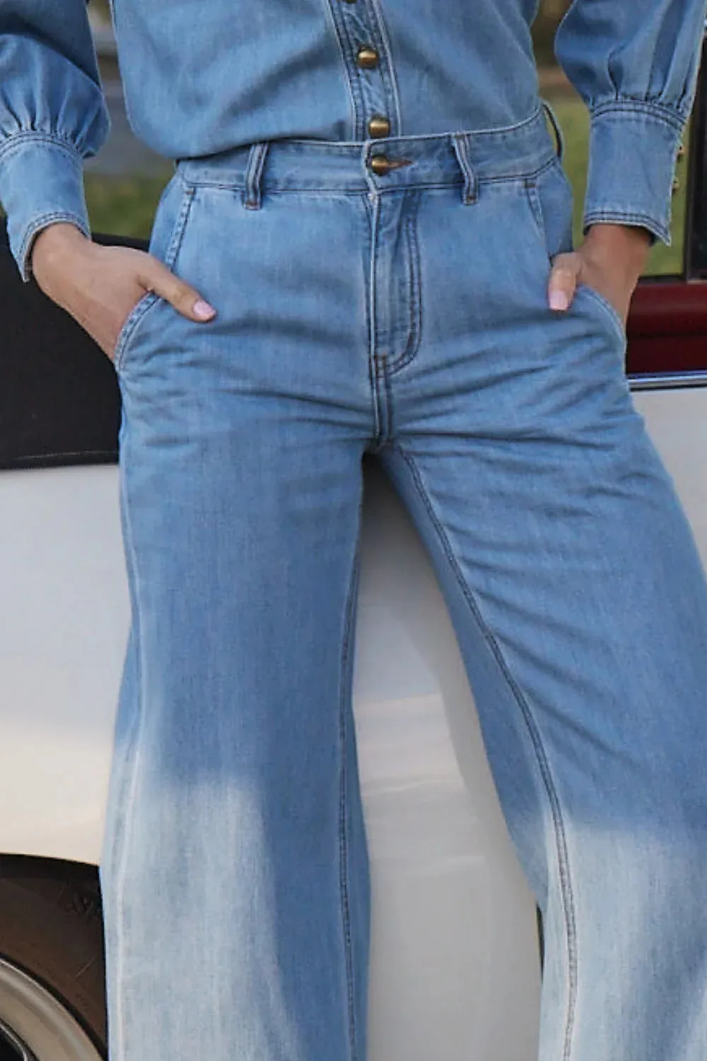 Flint Jean - Light Washed Denim