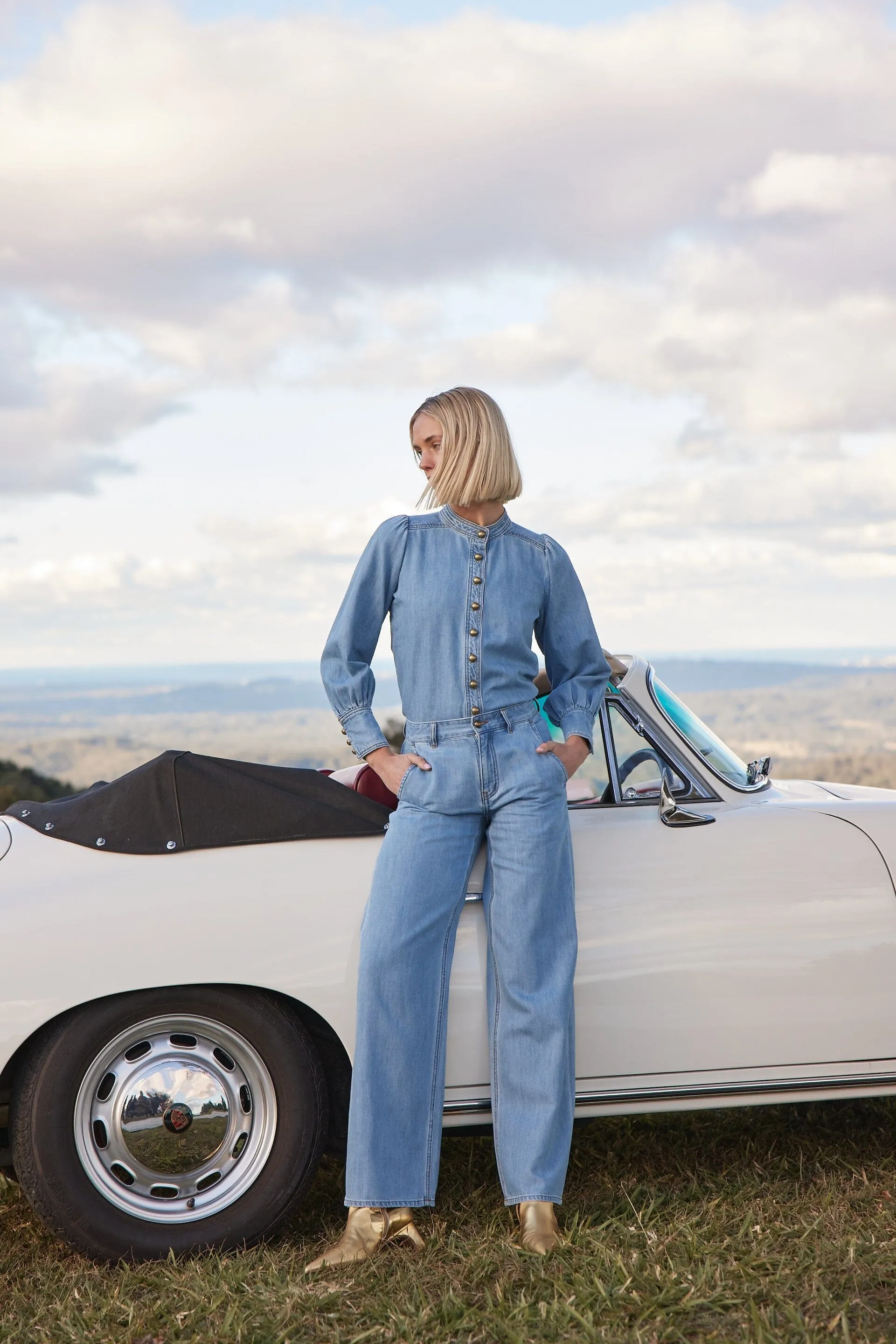 Flint Jean - Light Washed Denim