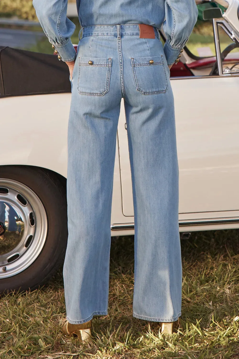 Flint Jean - Light Washed Denim
