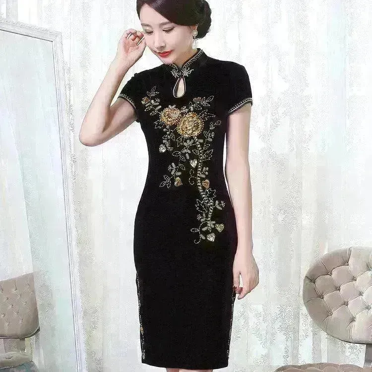 Golden Velvet Retro Modified Beaded Medium-length Cheongsam