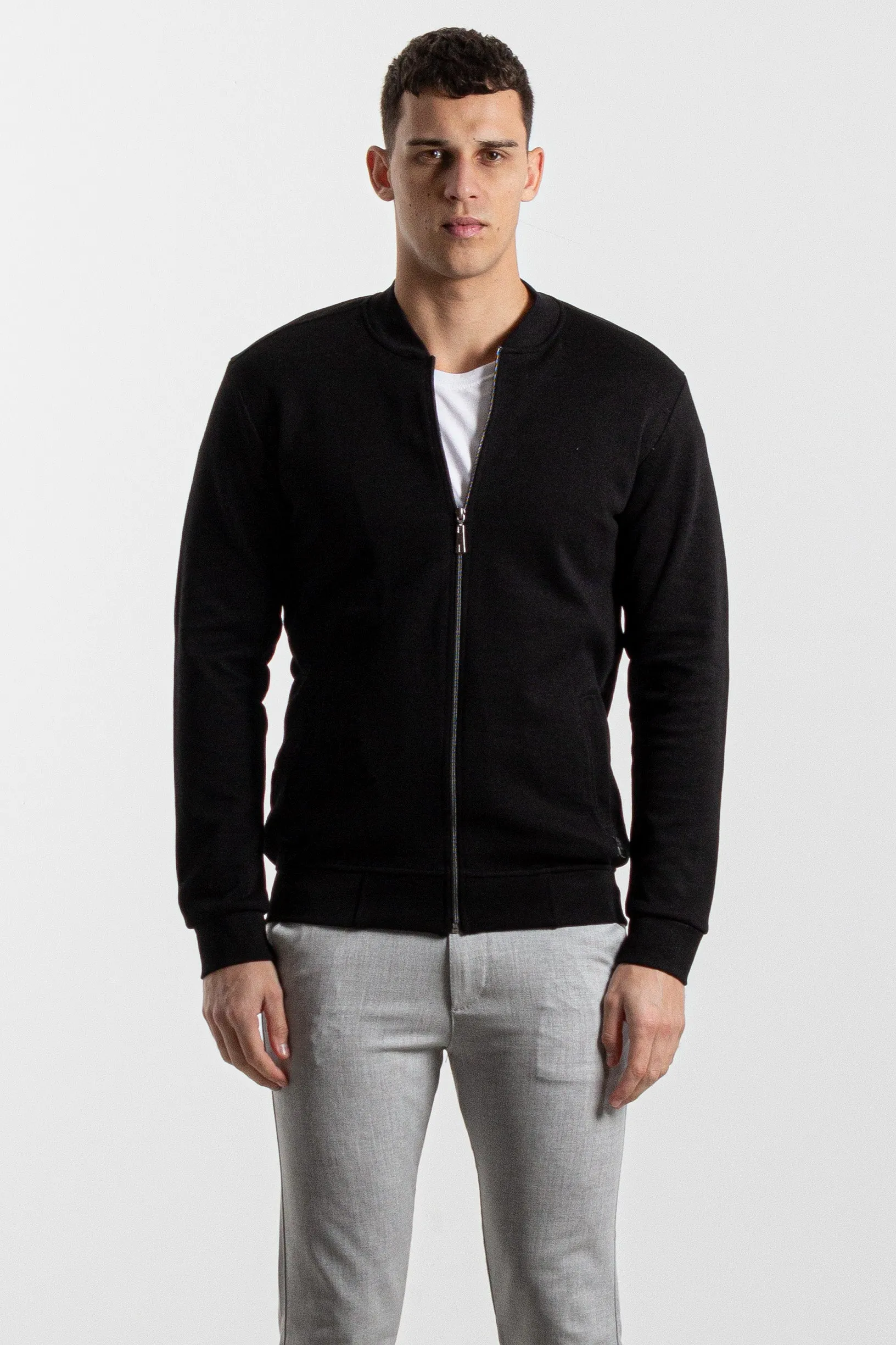 LIGHTWEIGHT KNIT BOMBER JACKET