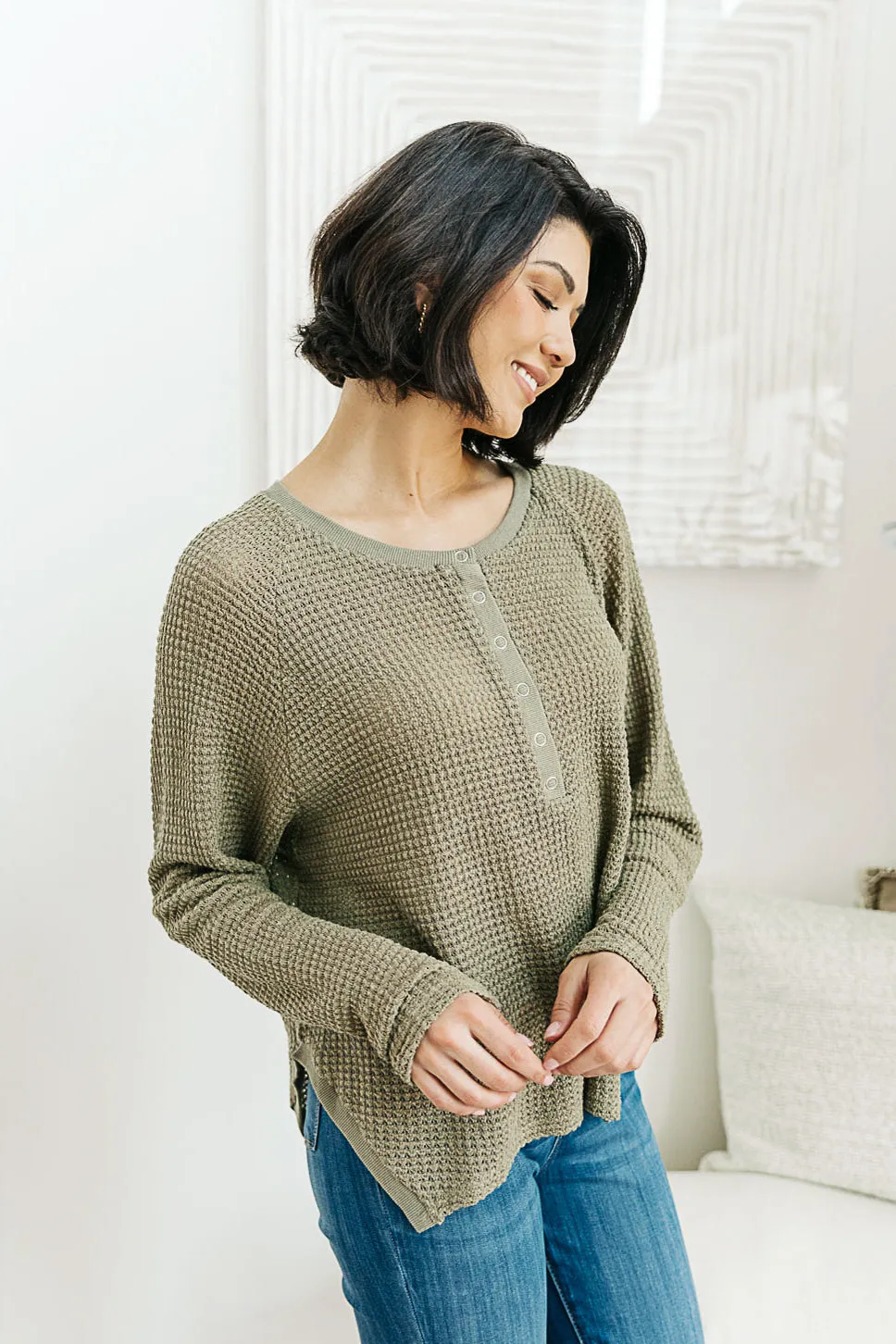 Shark Bite Hem Henley In Olive