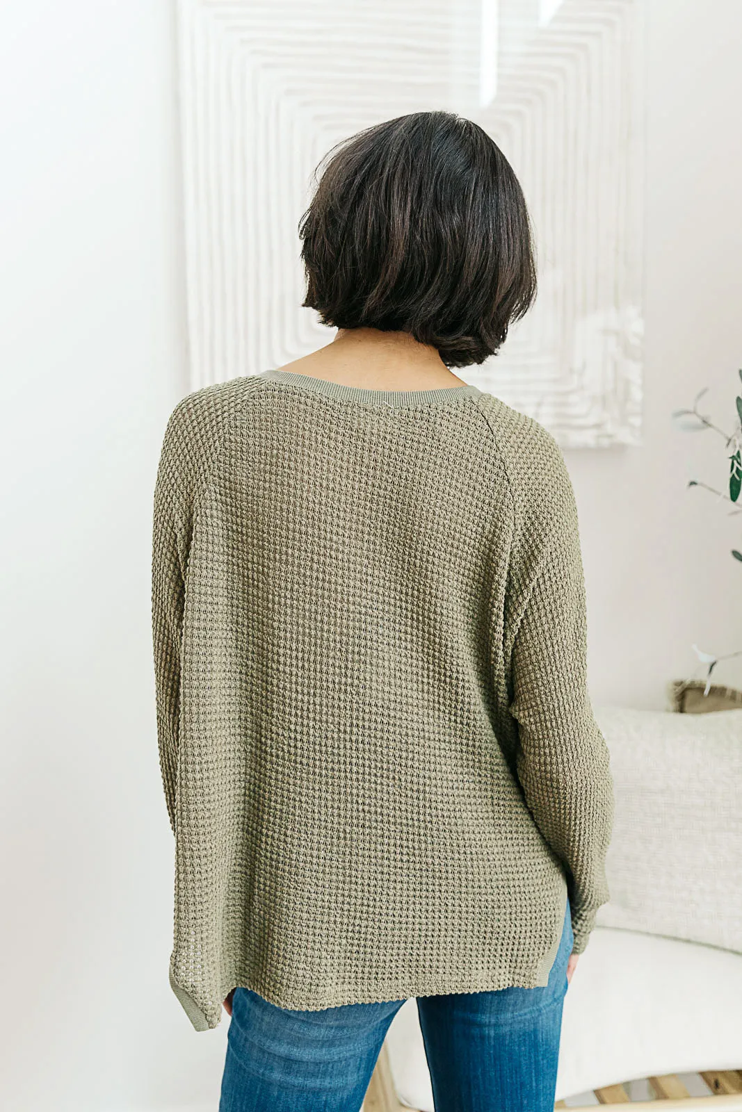 Shark Bite Hem Henley In Olive