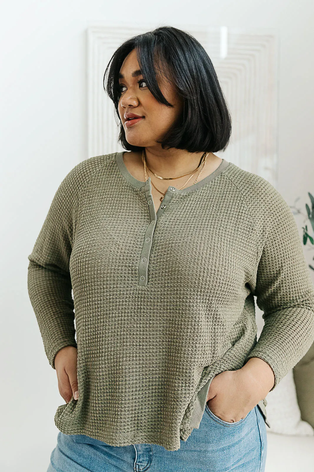 Shark Bite Hem Henley In Olive
