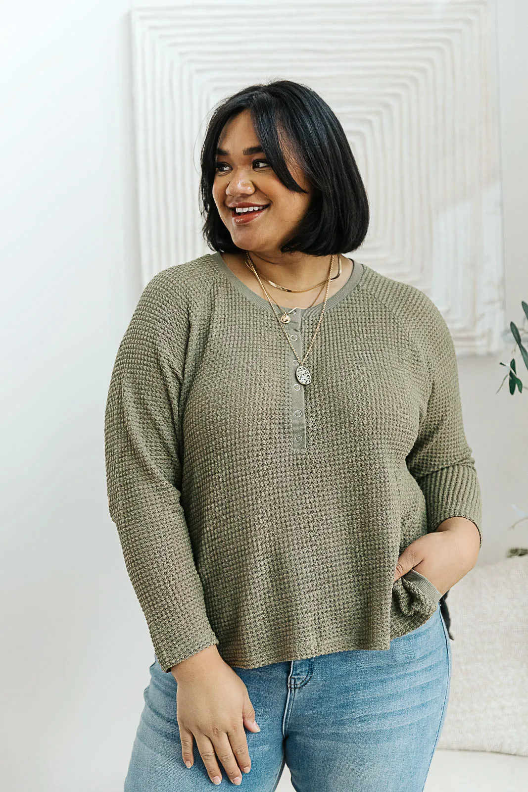 Shark Bite Hem Henley In Olive